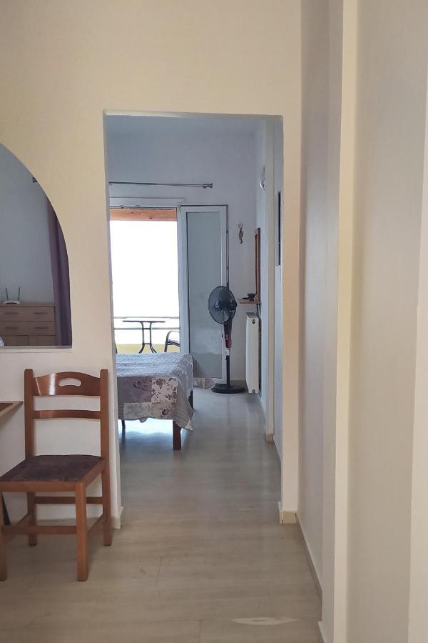 Hellmann Apartments Afión Extérieur photo